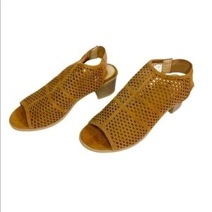 Diba Kubuli Tan Perforated Elastic Slingback Heeled Peeptoe Sandals